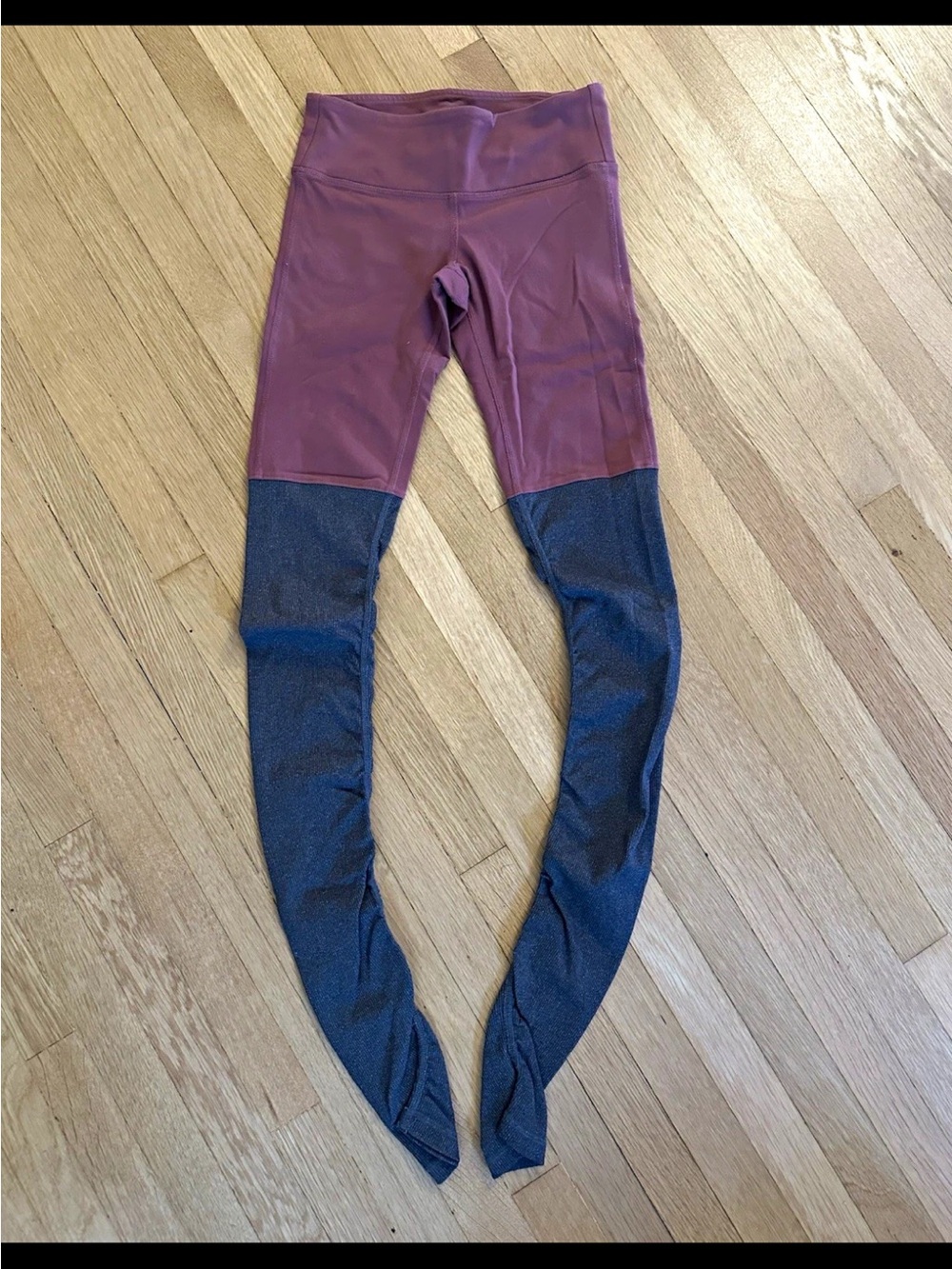 Alo Yoga Goddess Leggings Legwarmer Ruched Style Mid Rise XS